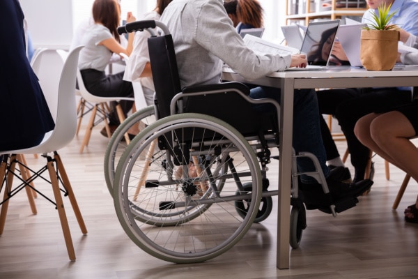 You are currently viewing Obligation d’emploi des travailleurs handicapés : quand faire votre déclaration en 2024 ?