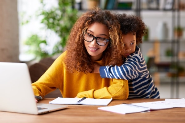 Lire la suite à propos de l’article Congé parental d’éducation : un délai à respecter ?